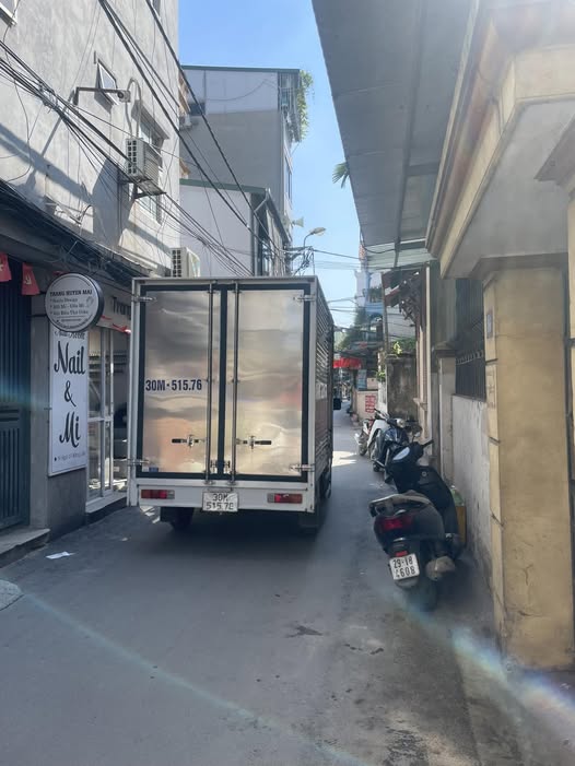 Nhà Trần Đại Nghĩa, Hai Bà Trưng - 4 tầng, kinh doanh sầm uất, ô tô đỗ cửa