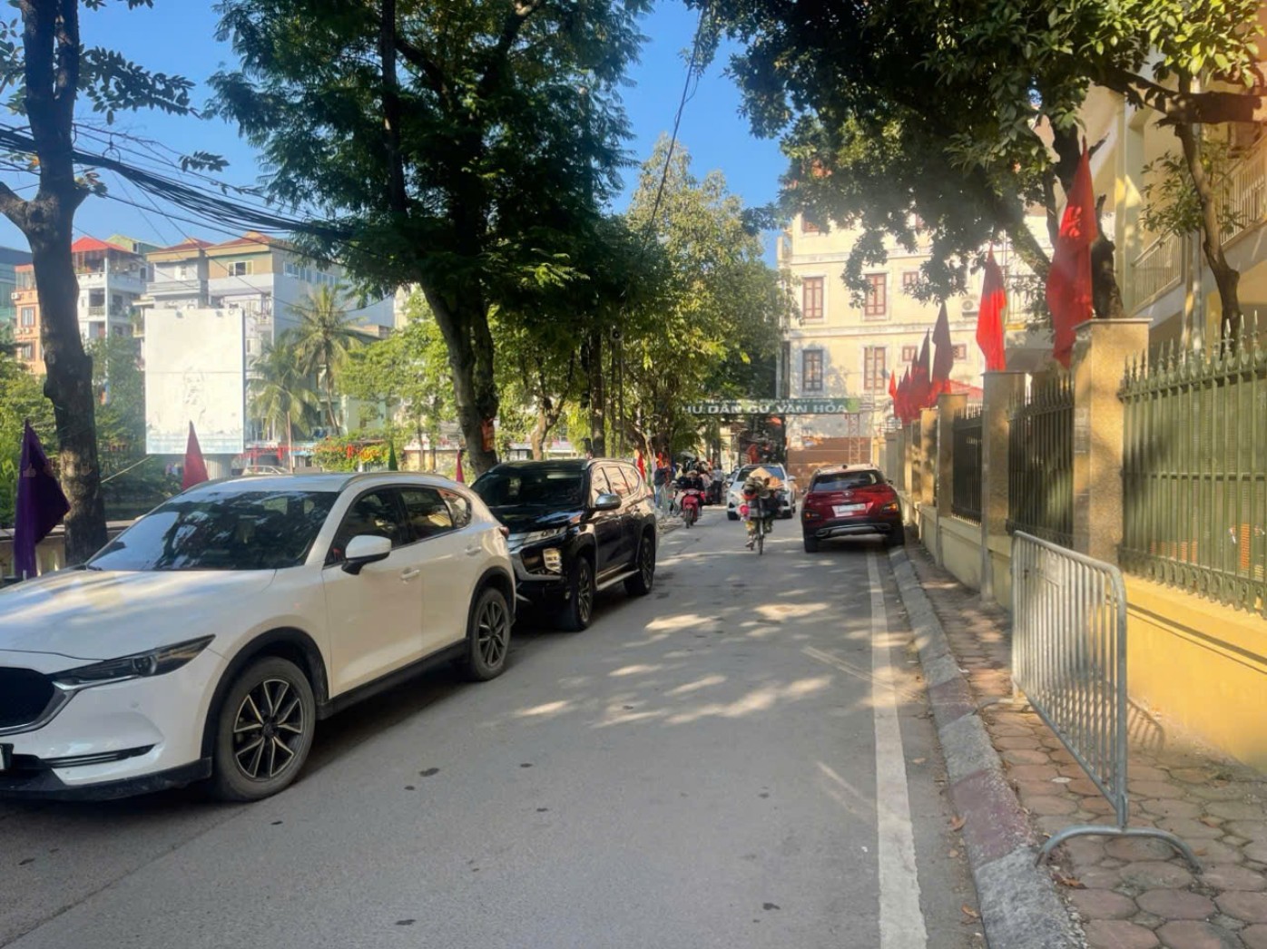 Tận hưởng cuộc sống thịnh vượng với căn nhà tọa lạc tại ngõ 59 Phố Nguyễn Văn Huyên