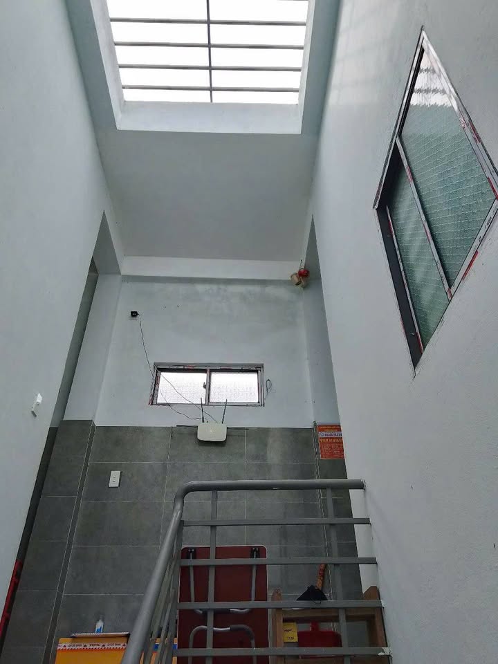 Nhà gác lửng 2 phòng ngủ, kiệt ô tô thông thoáng, chỉ nhỉnh 3 tỷ