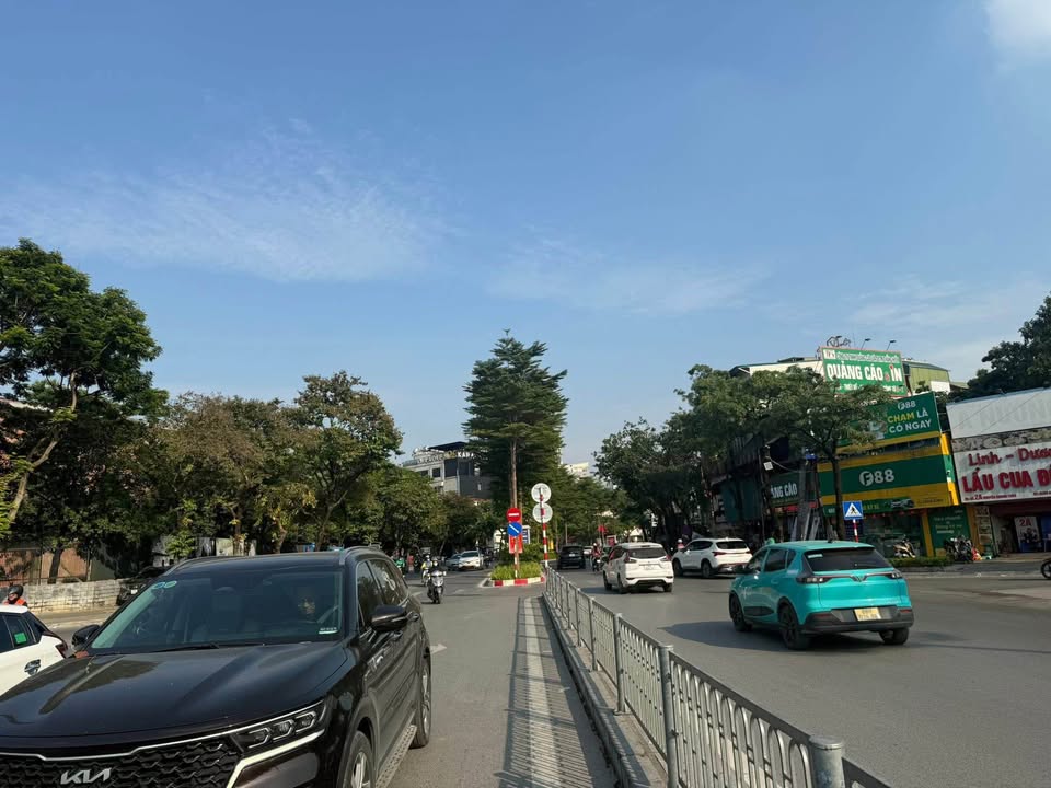 Cầu Giấy dậy sóng, nhà 7 tầng thang máy, ô tô tránh, view triệu đô, giá chỉ 18 tỷ