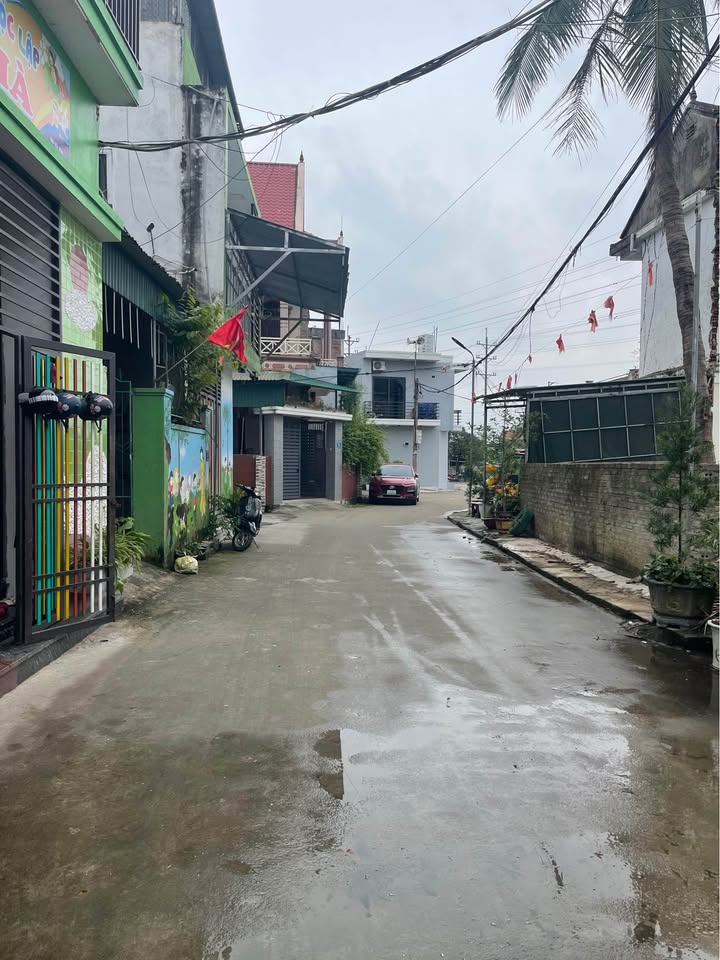 Đất vàng Nguyễn Trường Tộ, kinh doanh bao cháy