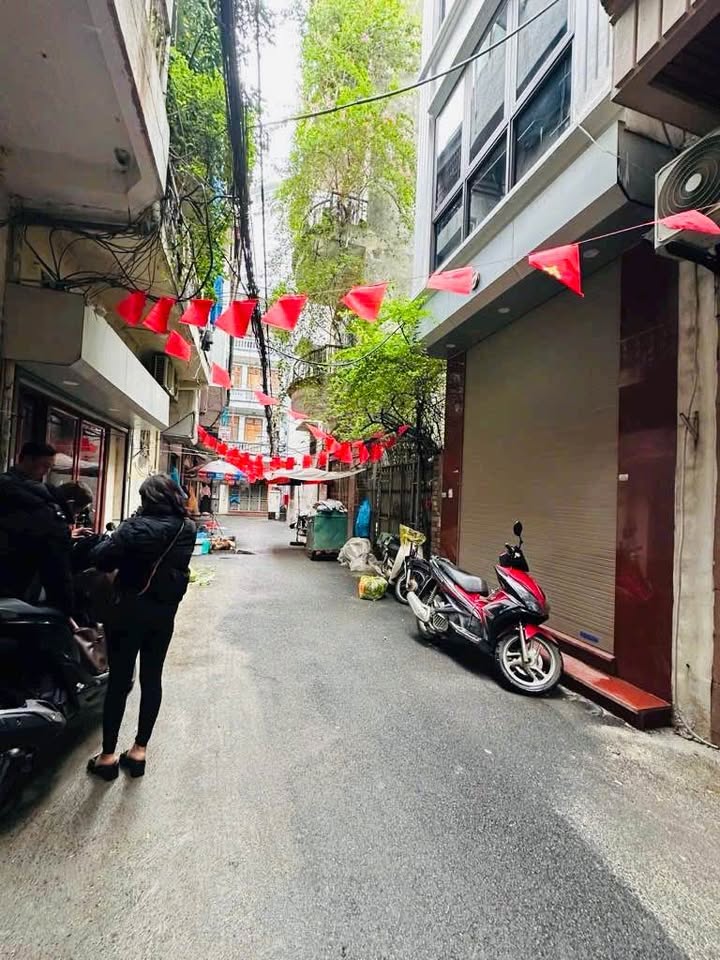 Bán nhà lô góc 5 tầng, 50m², trung tâm Mễ Trì - Mỹ Đình, Cầu Giấy