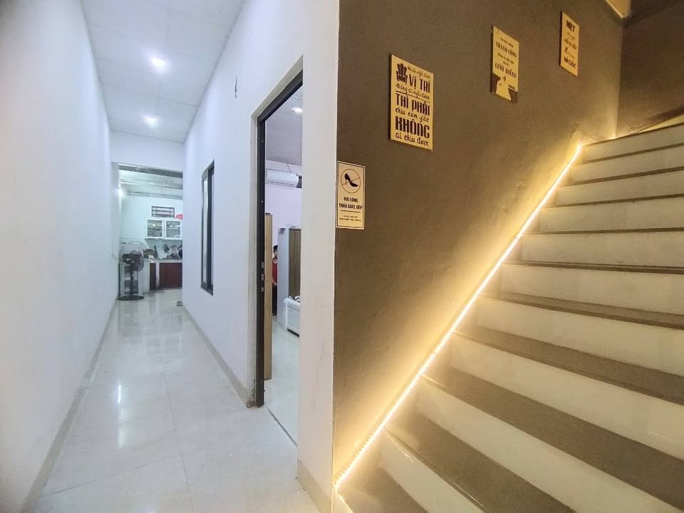 Siêu phẩm nhà phố Lý Đạo Thành, vị trí đắc địa ngay gần ngã ba, ngã tư sầm