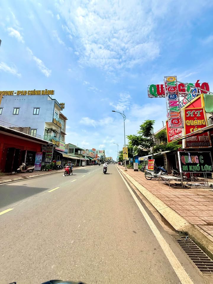 Đất Long Khánh 203m² thổ cư, sổ riêng, giá hời 700 triệu - an cư hay đầu tư đều tuyệt