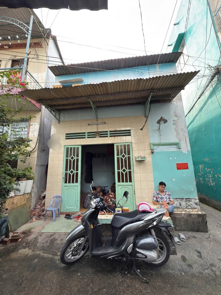 Chào mừng quý vị đến với biệt phủ mặt tiền bờ kè Nguyễn Duy, khu vip phường 8, quận 8