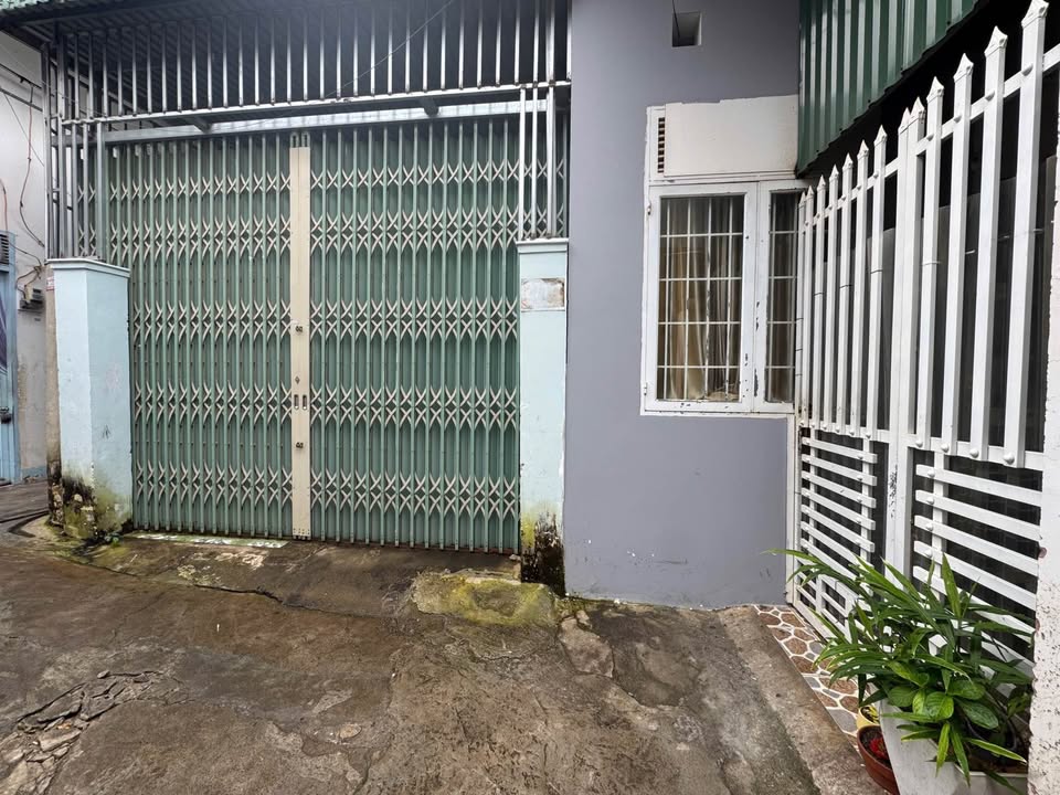 Nhà Trần Phú, Đắk Lắk, gần chợ Ngô Mây, 3 phòng ngủ, hướng đông bắc