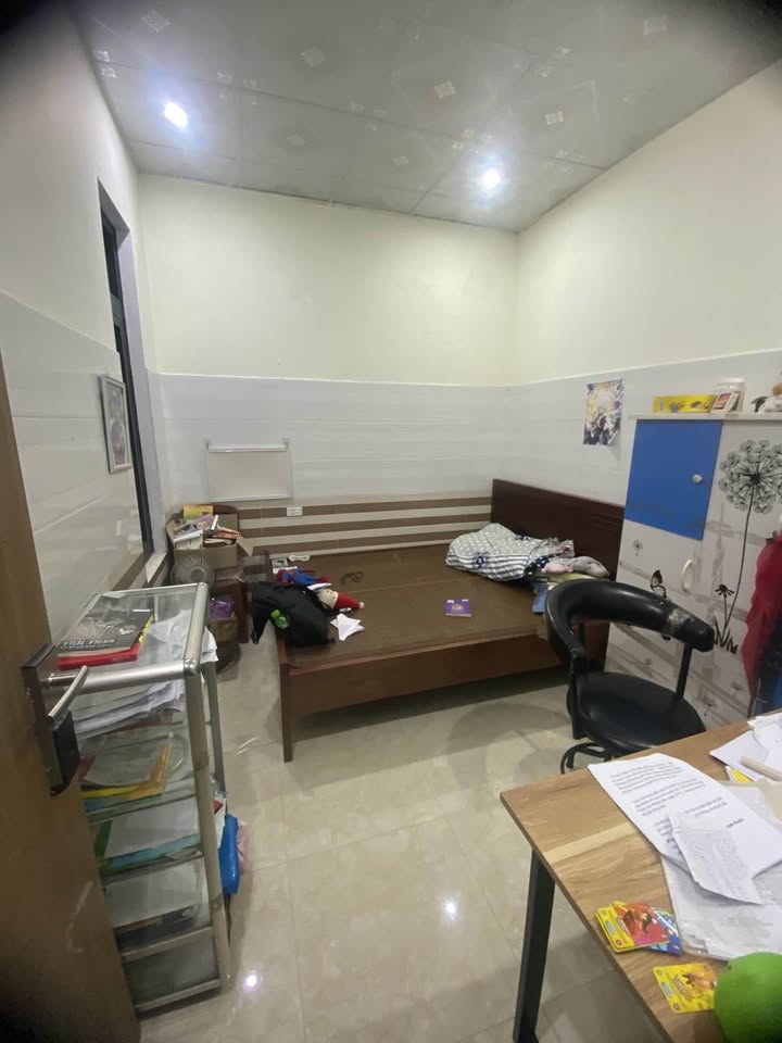 Nhà cấp 4 mới kiên cố, sát ô tô, gần mặt tiền đường Hòa Thọ Đông, Đà Nẵng