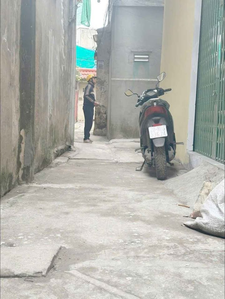 Nhà 2 tầng lô góc sở hữu 2 mặt thoáng tại khu vực Văn Cao, thành phố Nam Định