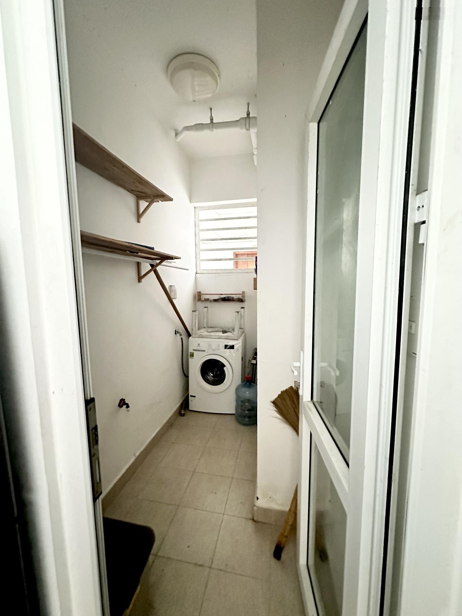 Căn hộ 2PN trống 9triệu, Có nội thất 10-12 triệu, CC Tara Resdence, p6, q8