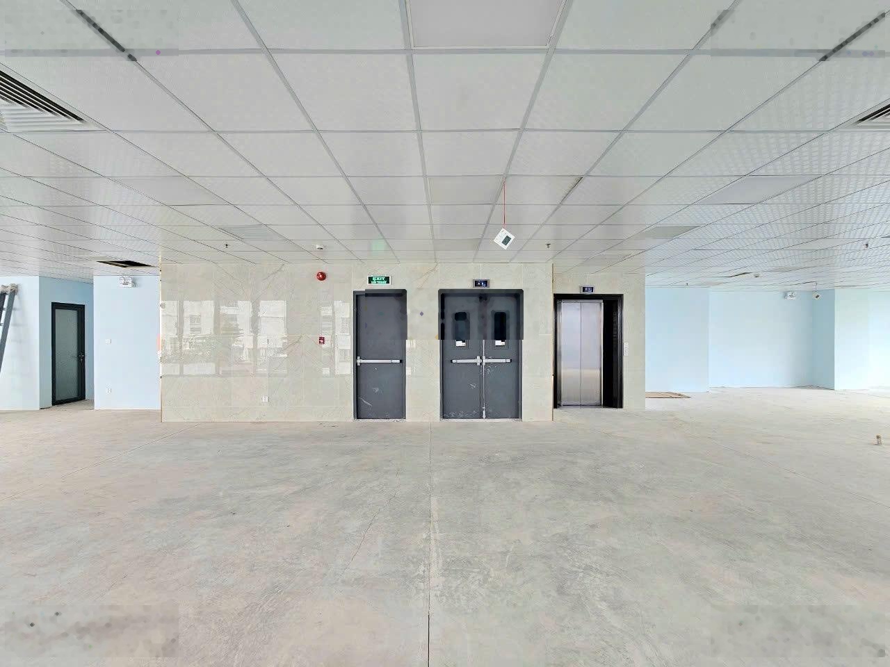 Cho thuê VP Bến Vân Đồn Quận 4. DT: 100m2 - 200m2 - 500m2 như hình