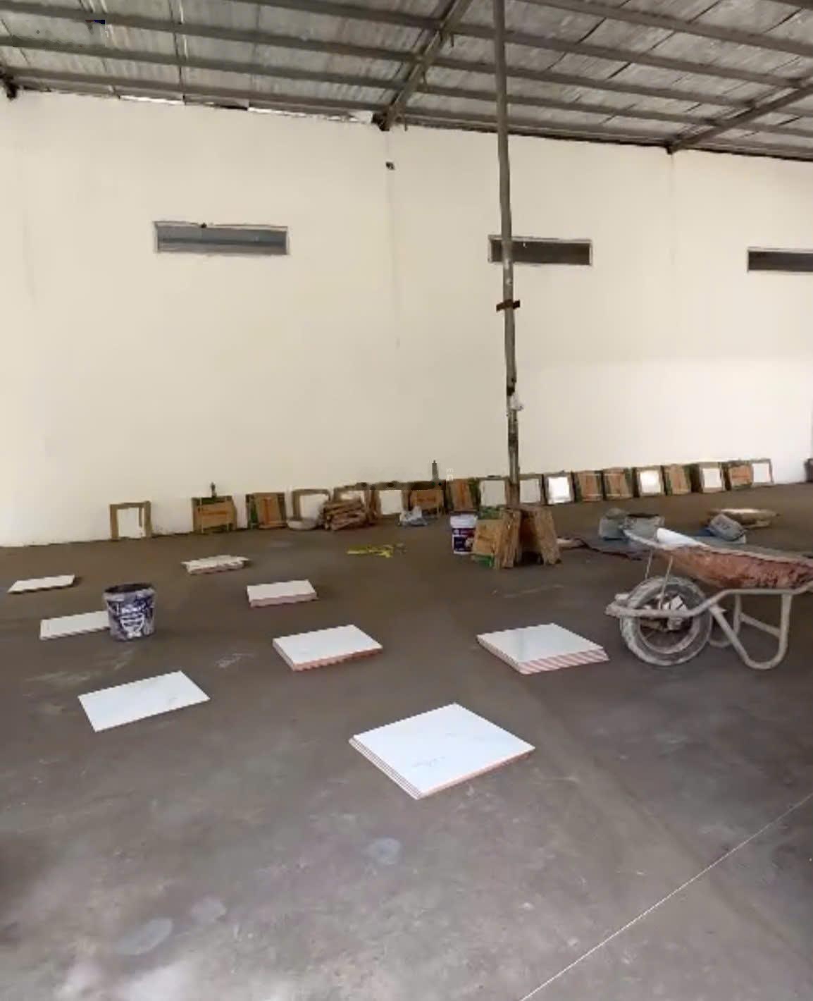 Kho ở Đường Nguyễn Tất Thành cần cho thuê gấp diện tích 500m2