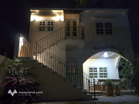 Bán biệt thự theo phong cách Địa Trung Hải. Ở hoặc cho thuê rất tốt. Ngay biển Kê Gà Bình Thuận