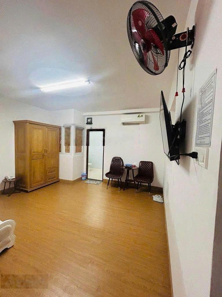 Bán CHDV mặt tiền đường 19, Linh Trung, giá 23 tỷ.