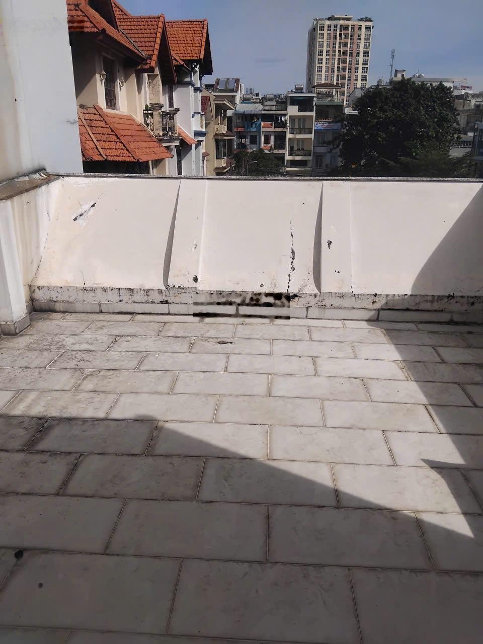 Bán Nhà Khu D(Nguyễn Gia Trí)-Võ Oanh P.25 BT (4,2x16,2m)68m2,3 Tầng Giá 15,2 tỷ TL(Hiếm nhà bán)