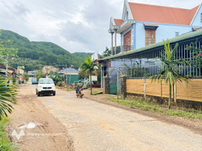 Bán đất 740m2 gồm 400m2 thổ cư. Cách quốc lộ 27 100m tới đất