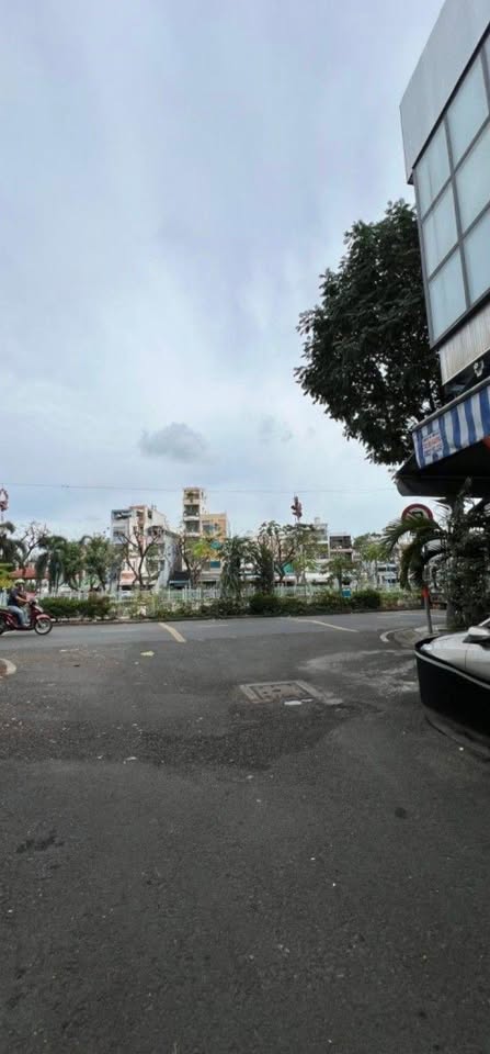 Nhà 4 tầng Hồng Bàng, Quận 6 - Sổ hồng riêng, giá 5.7 tỷ