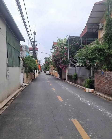 Tây Mỗ đất vàng hơn 50m2 vuông vắn, ô tô đậu cửa, 100m ra phố tránh