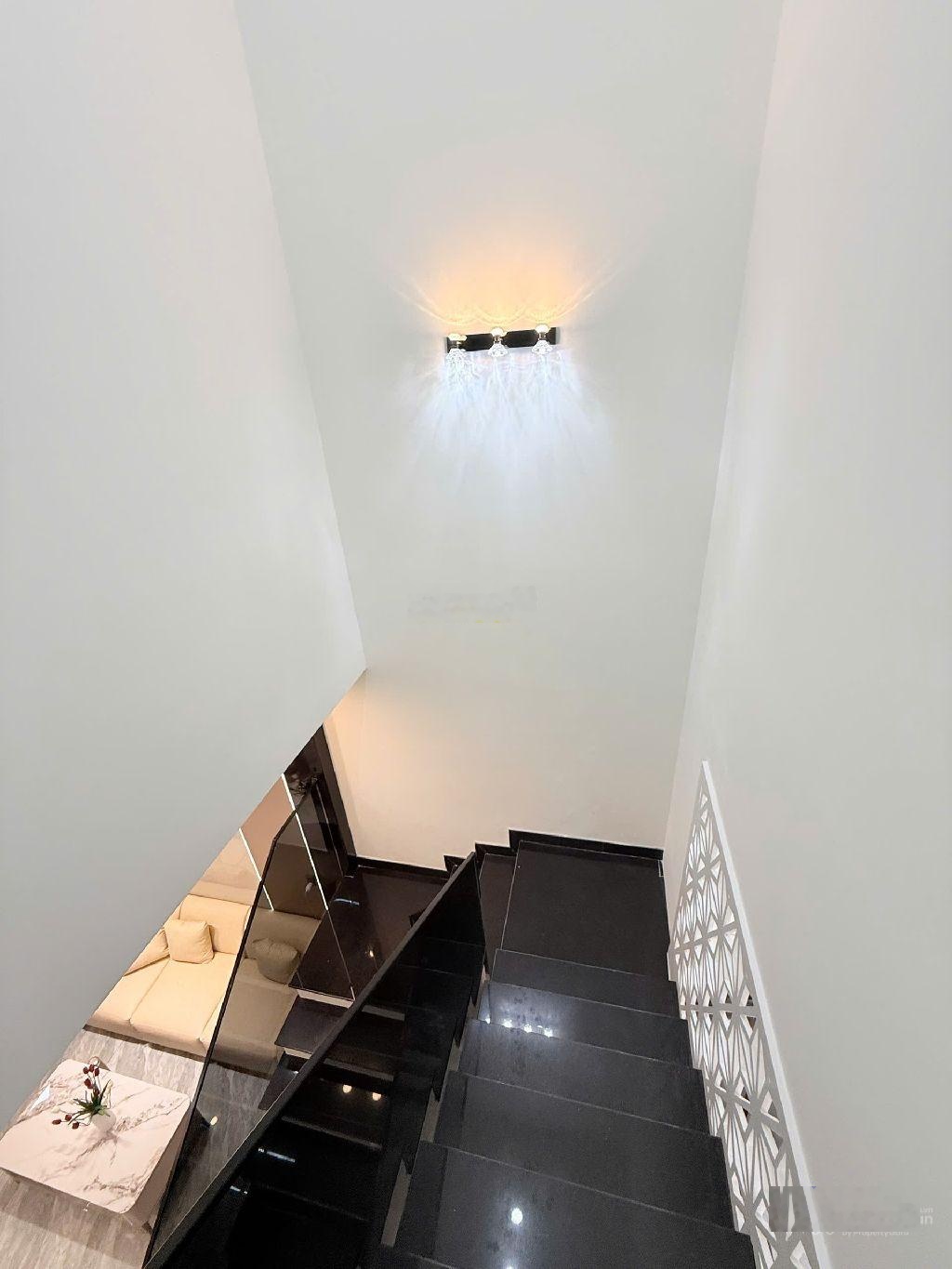 Bán nhà 2 tầng Nguyễn Lai, 85m2, đường oto đi thông thoáng giá chỉ 7,25Tỷ Vị trí khu dân cư đ