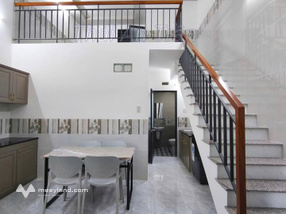 Ngôi nhà nhỏ ấm áp, nép mình bên dòng sông Hậu