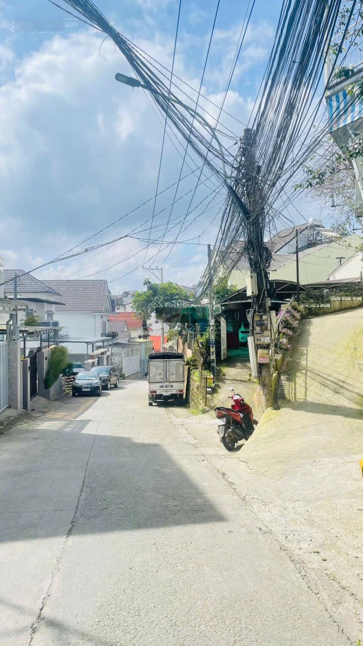 Bán gấp mặt tiền 9m, trung tâm Đà Lạt, giá 9 tỷ