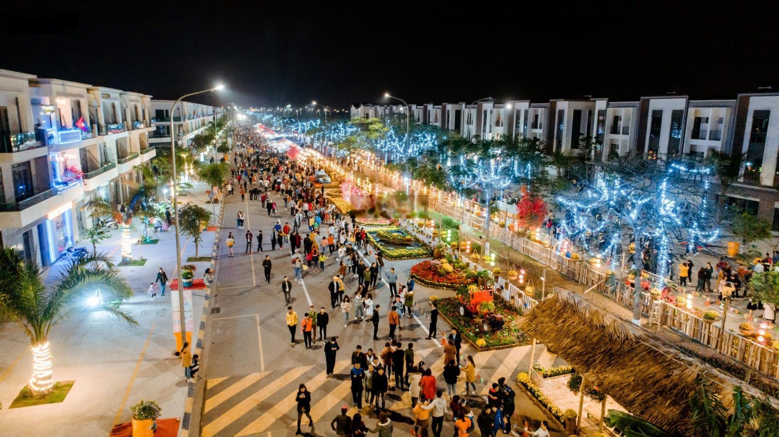 Bán shophouse 100m hướng bắc đường 15,2m- sát hà nội - thuận tiện di chuyển