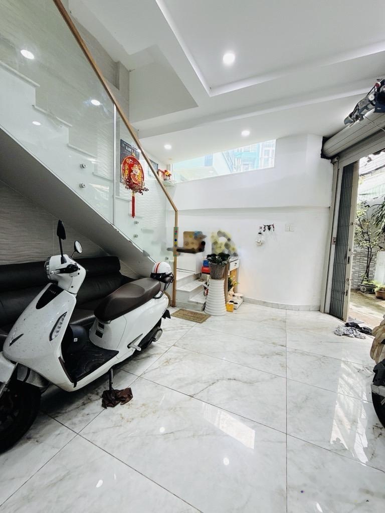 Nhà nguyễn chí thanh - q10 - 37m2 - 3 tầng - hẻm 3m - hơn 6 tỷ