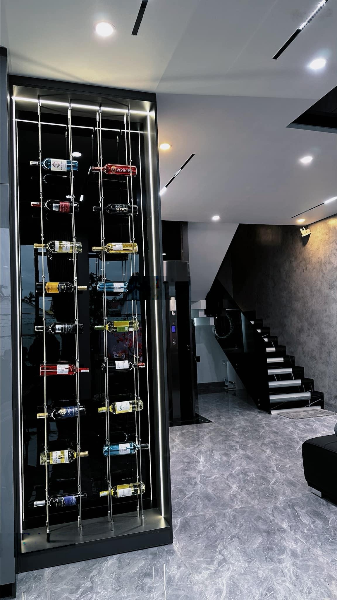 Chính Chủ Bán Nhà 7 Tầng 120m², Mặt Phố Ngọc Thụy, Long Biên, Hơn 32 Tỷ