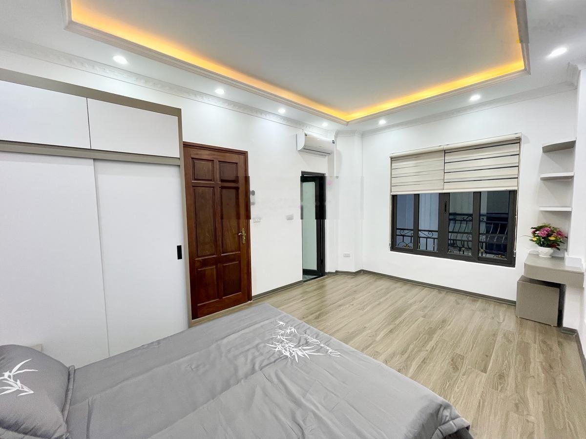 Chủ giảm chào nhà xây mới 6 Tầng, Thang Máy,mặt ngõ lô góc 2 thoáng ,thiết kế hiện đại 36 m