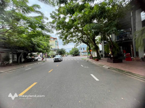 Biệt thự trung tâm Phan Thiết, 270m2, đường 19m, sắm ngay kẻo lỡ