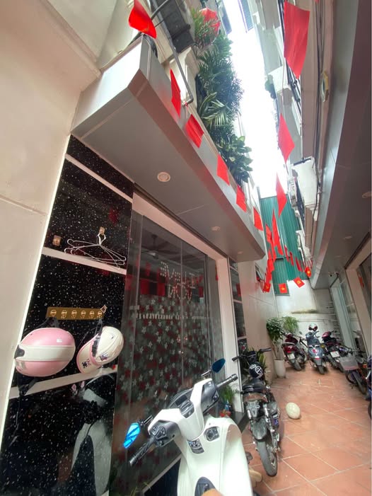 Bán nhà 5 tầng đẹp tại Phúc Lợi, Long Biên, Hà Nội - 30m2, giá 6 tỷ