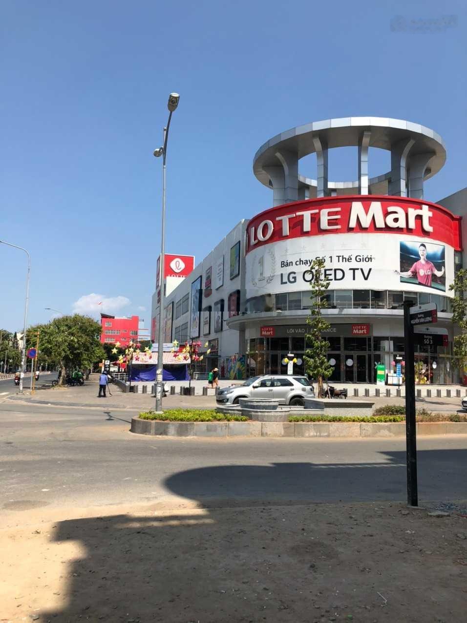 Bán căn góc 2 mặt tiền đường khu Cityland Park Hills, DT: 23,5 x 20m