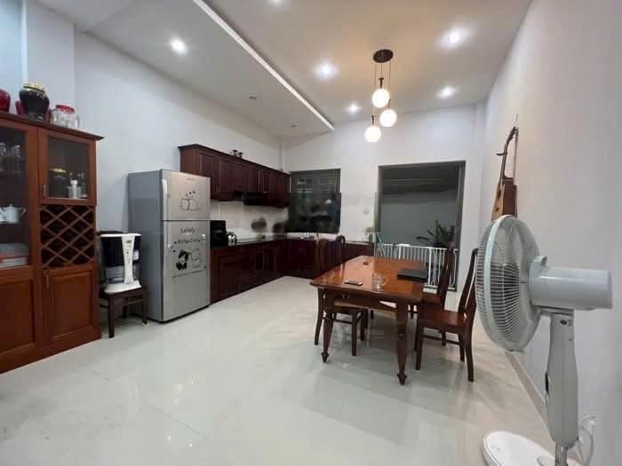 Hẻm xe tải 5m - BV Hồng Đức - 95m2 - ngang 5m - 6 PN - 8 tỷ x