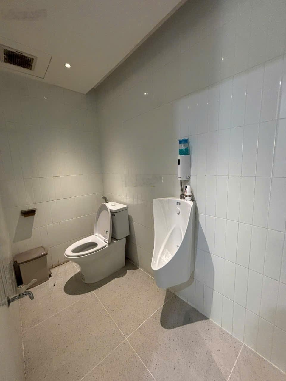 Mặt tiền đắt giá: Mới 100% cho thuê trọn tòa nhà Super Vip 1143m2, Quận 3, nhanh tay sở hữu ngay