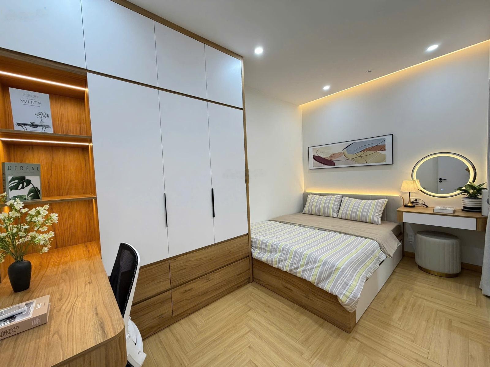 Cần bán - cho thuê căn hộ sky garden 1 phú mỹ hưng, nhà mới 100% :lh 0918785595