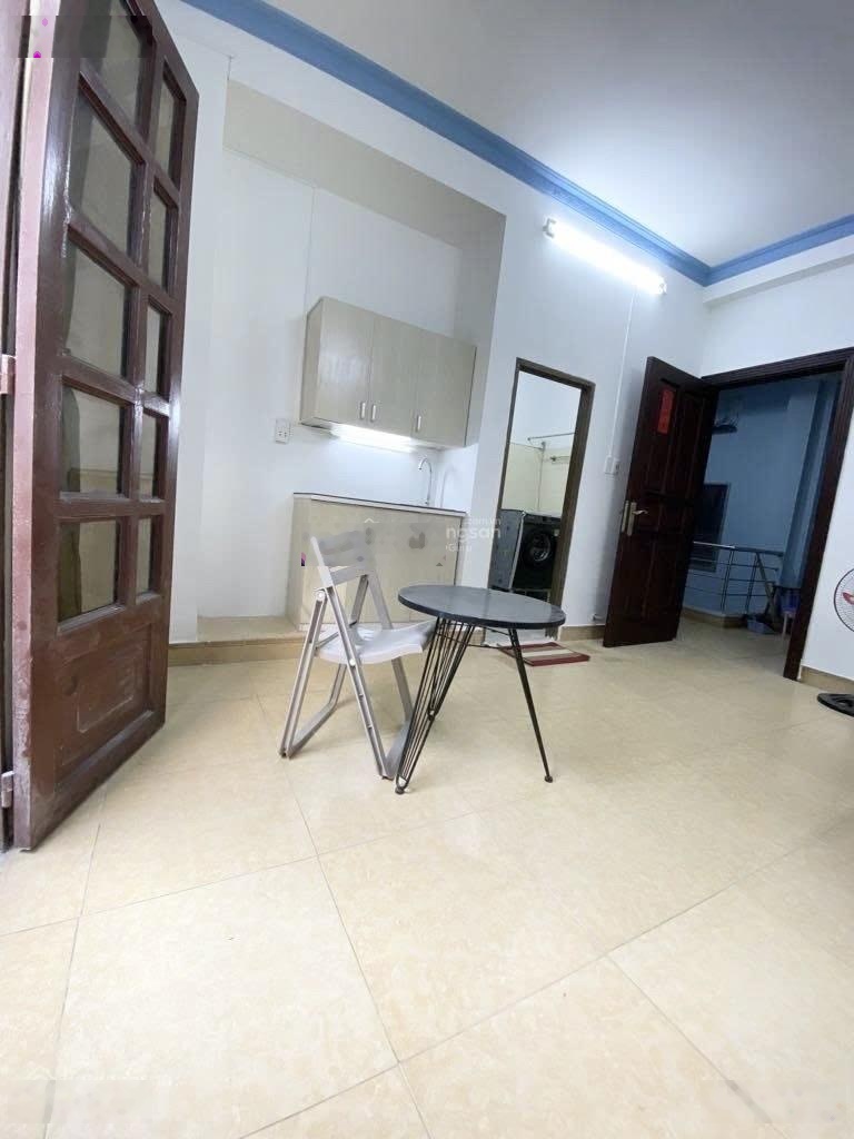 Cho thuê phòng trọ full nt tại Cách Mạng Tháng Tám, P11, Q3, HCM,