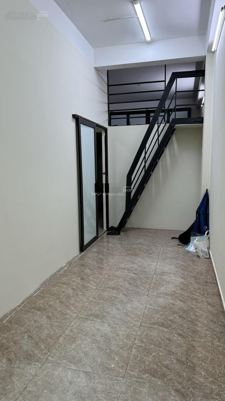 Cho thuê Văn phòng nhỏ/ Studio Thái Thịnh giá 8tr lối riêng full tiện ích