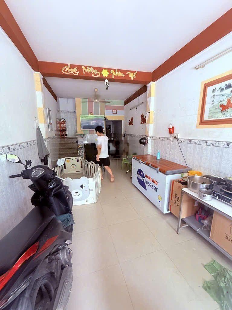 Mặt tiền kinh doanh 2 chiều, 40m2, bông sao, quận 8, giá 7.5 tỷ