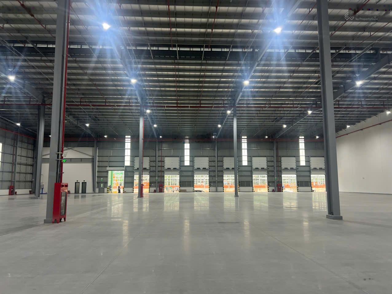 Cho thuê kho KCN Thành phố Hồ Chí Minh. Cho thuê kho 4500m2 đến 20.000m2 dock leveler giá rẻ