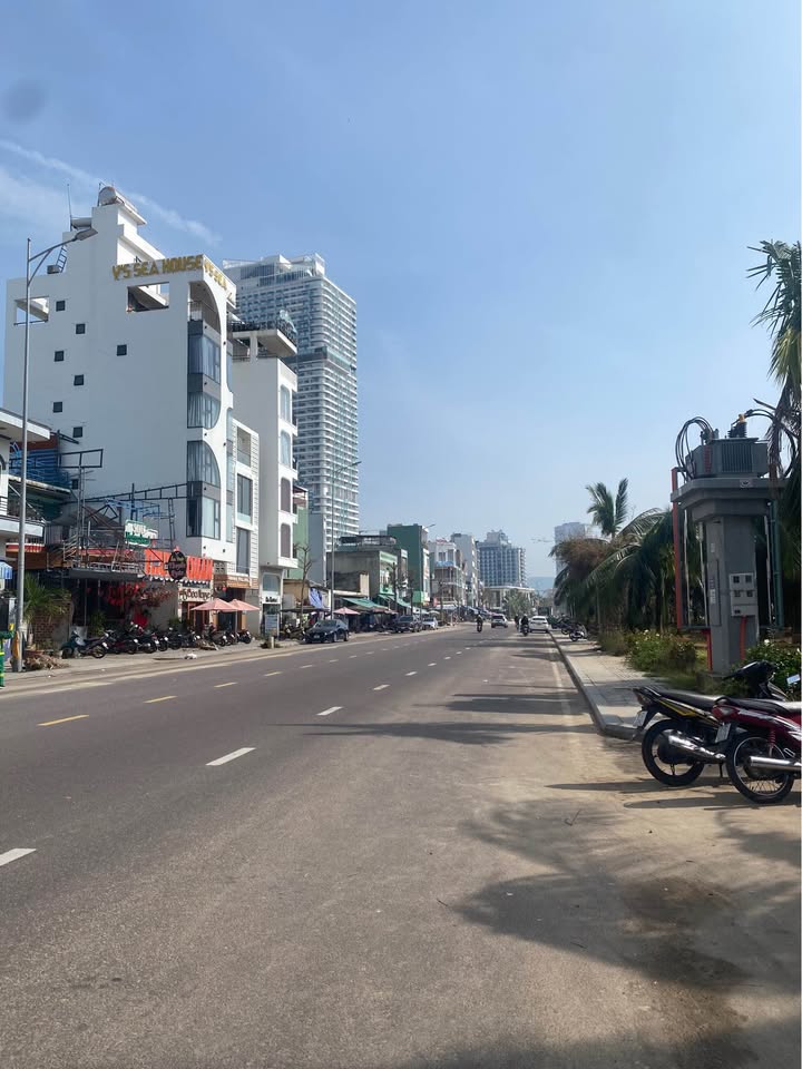 Bán gấp lô đất biển Quy Nhơn, vị trí vàng, giá tốt