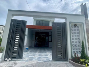 Nhà gác lửng hiện đại, vẹn toàn tiện nghi, chốn an cư lý tưởng gần trung tâm Tây Ninh