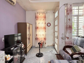 Nhà đẹp 1 trệt 3 lầu mặt tiền kinh doanh Quận 4, sẵn sàng đón chủ mới