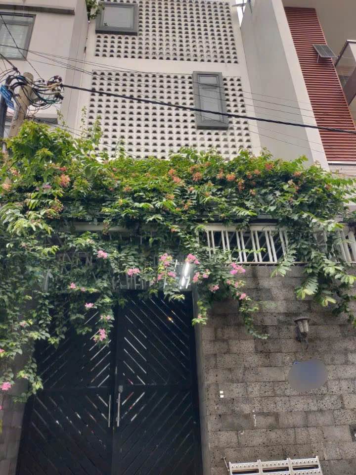 Bán nhà Bình Tân, hẻm 7m, 1 trệt 2 lầu, giá siêu yêu