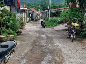 Đất Lao Bảo 100m2 cao ráo, giá hời