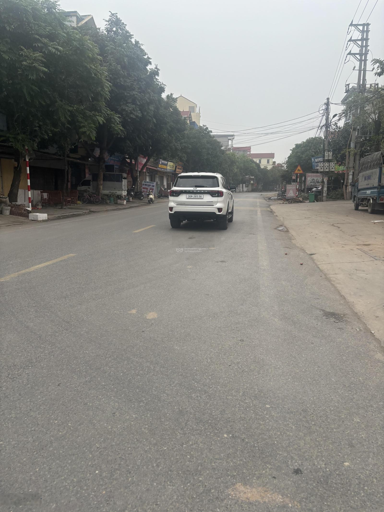 Bán đất Thôn Do Hạ tiền Phong Mê Linh HN. DT 102m2 MT 5m giá 62tr/m2 cách đường 23B 100m