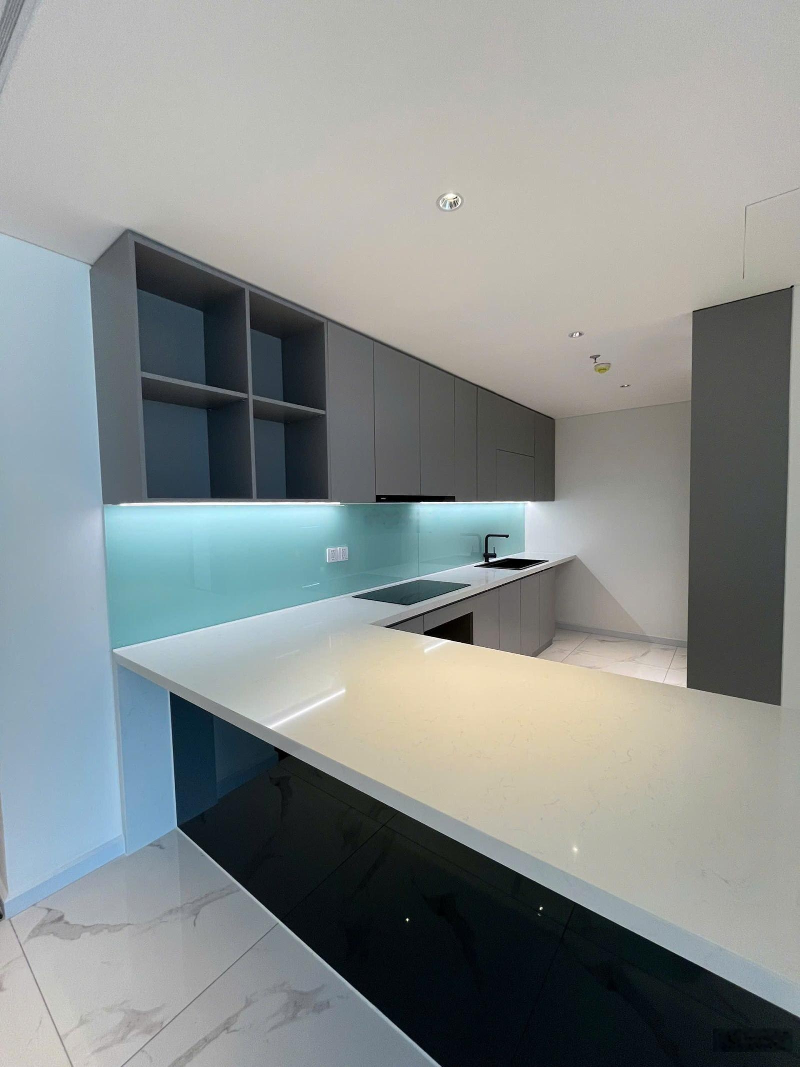 Căn hộ 3PN - 132m2 cao cấp ngay mặt tiền đường Trần Hưng Đạo trung tâm Quận 5