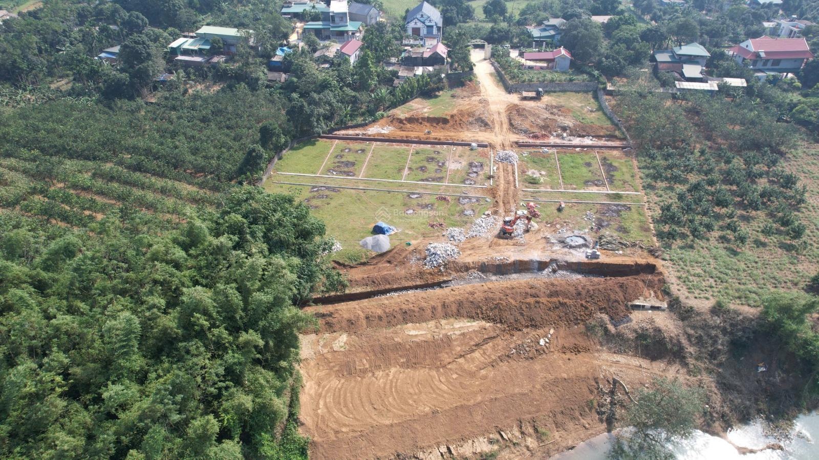 Đất nền 25 lô Lạc Thủy, giá 468tr-1.2tỷ, diện tích 84-205m², gần khu nghỉ dưỡng và du lịch tâm linh