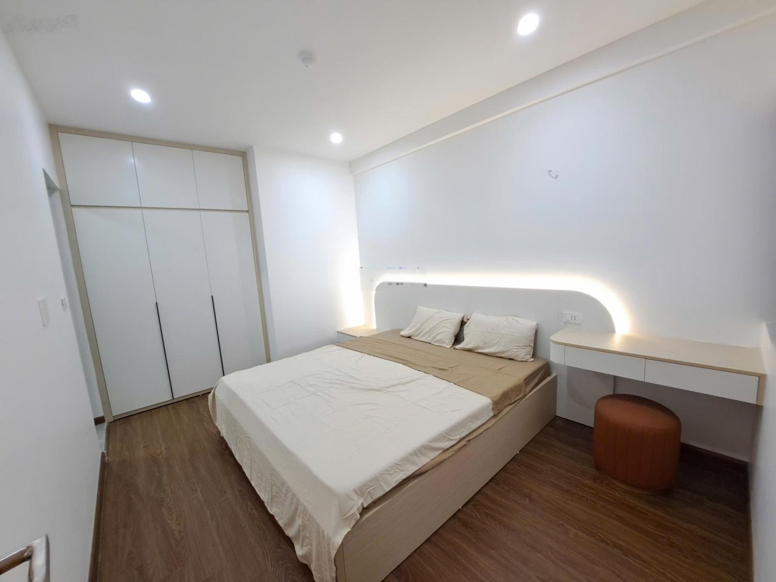 Cần thanh khoản Bán căn 2 ngủ trục 05 vuông đẹp nhất tòa LH 0984804830