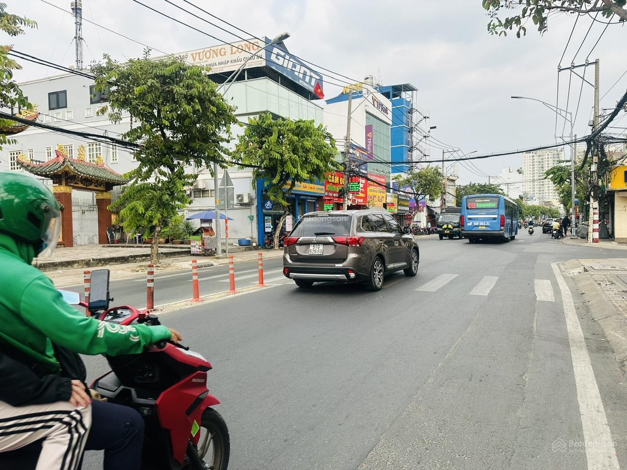 Hàng hiếm - nhà 4 tầng - 4PN - 4WC - Đặng Văn Bi - Metro - XLNH - HXH 1/ - giá 8. X tỷ