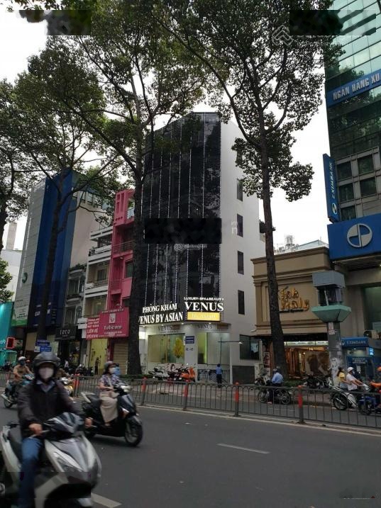 Bán nhà mặt phố tại Đường 3/2, Quận 10, HCM, giá tốt 25 tỷ, 70m2 vị trí đẹp !!!