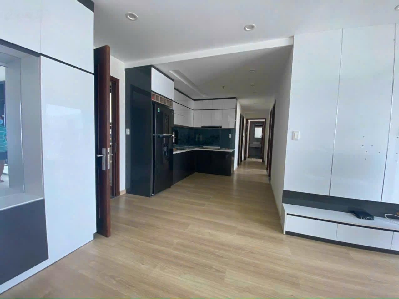 Cho thuê căn 70 m2 , 2 pn , 2 wc, full nội thất mới làm , giá cho thuê 16tr/th , Lh 0906549479 Sơn